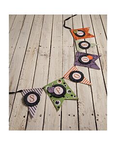 "Spooky" Pennant Garland