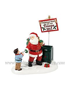 11' Santa Comes to Town