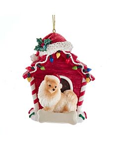 Pomeranian with Dog House