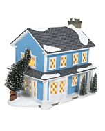 The Chester House building shows Todd and Margo’s sleek home at the exact moment chaos strikes, as the Griswold family Christmas tree crashes through their window. This National Lampoon’s Christmas Vacation collectible highlights the hilarious clash betwe